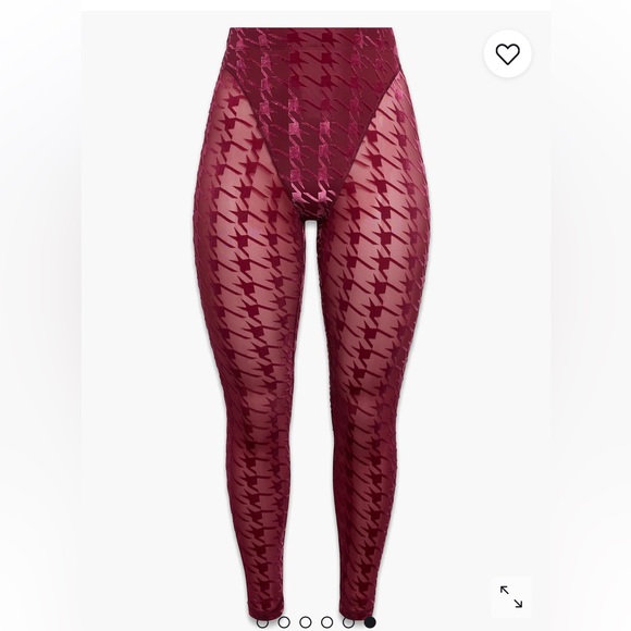 Savage X Fenty Poinsettia Red Plum Houndstooth High-Waist Legging Set - Picture 6 of 14